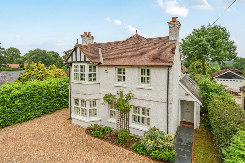 Main image of property: Shortheath Road, Farnham, GU9