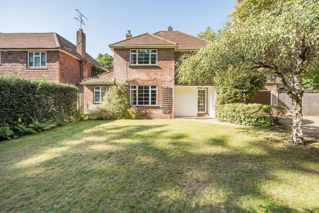 Main image of property: Avenue Road, Farnborough, GU14