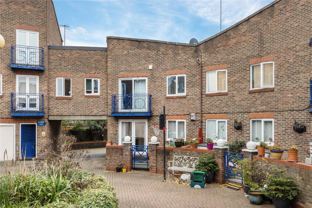 Main image of property: Trundleys Road, London, SE8