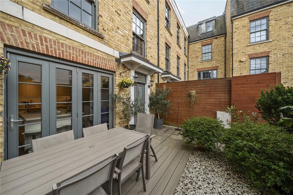 Main image of property: Moonlight Drive, London, SE23
