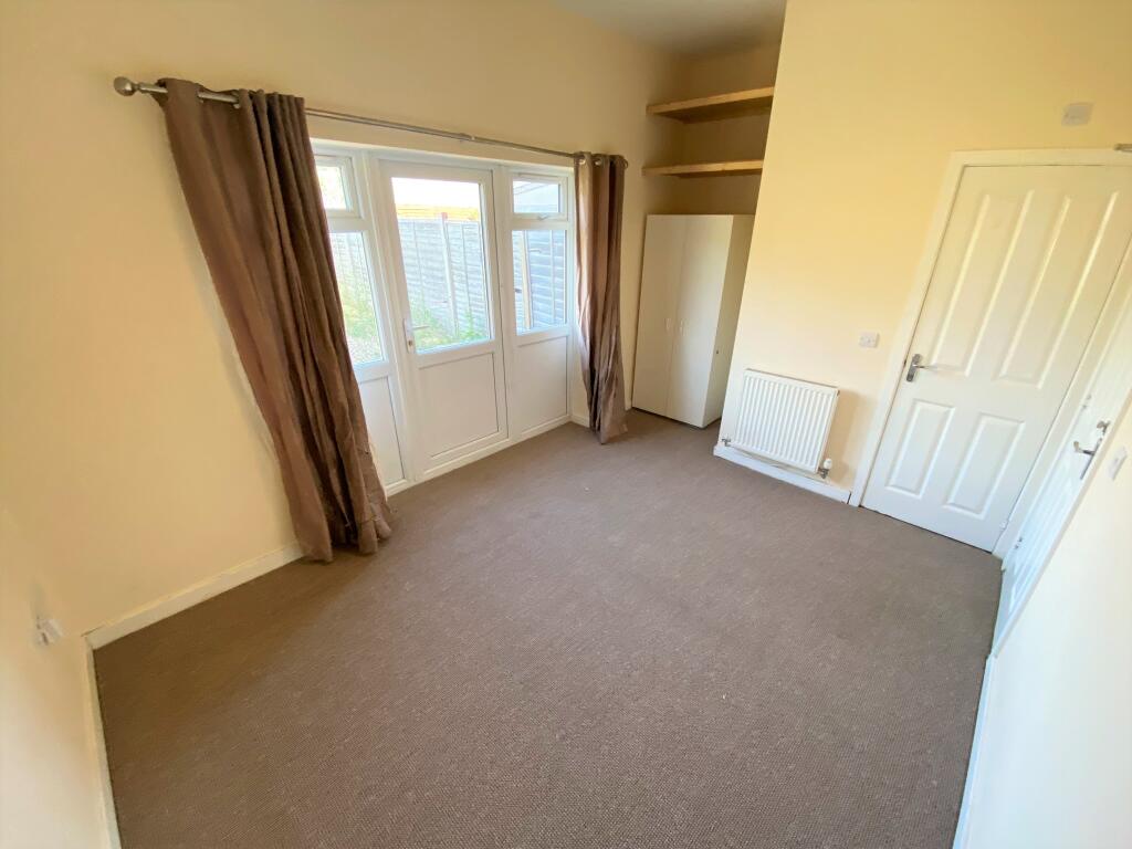Main image of property: Dover Terrace, Haven Village, Boston, PE21