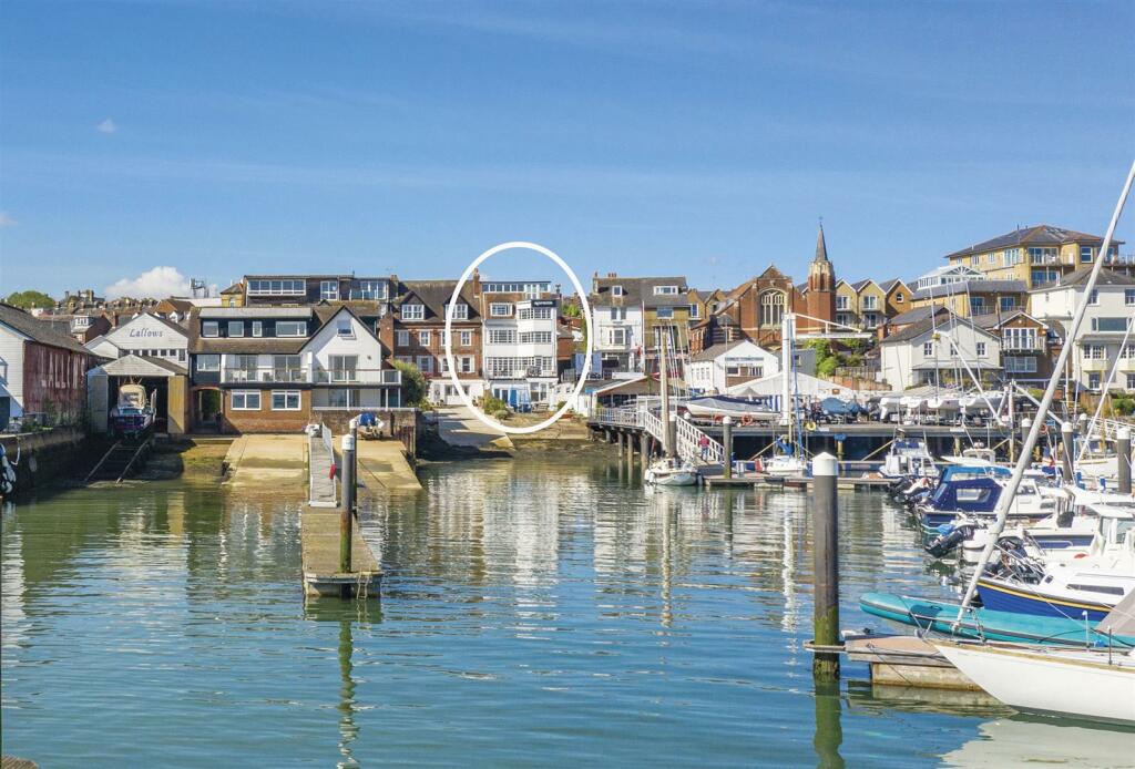 House for sale in Cowes, Isle of Wight, PO31