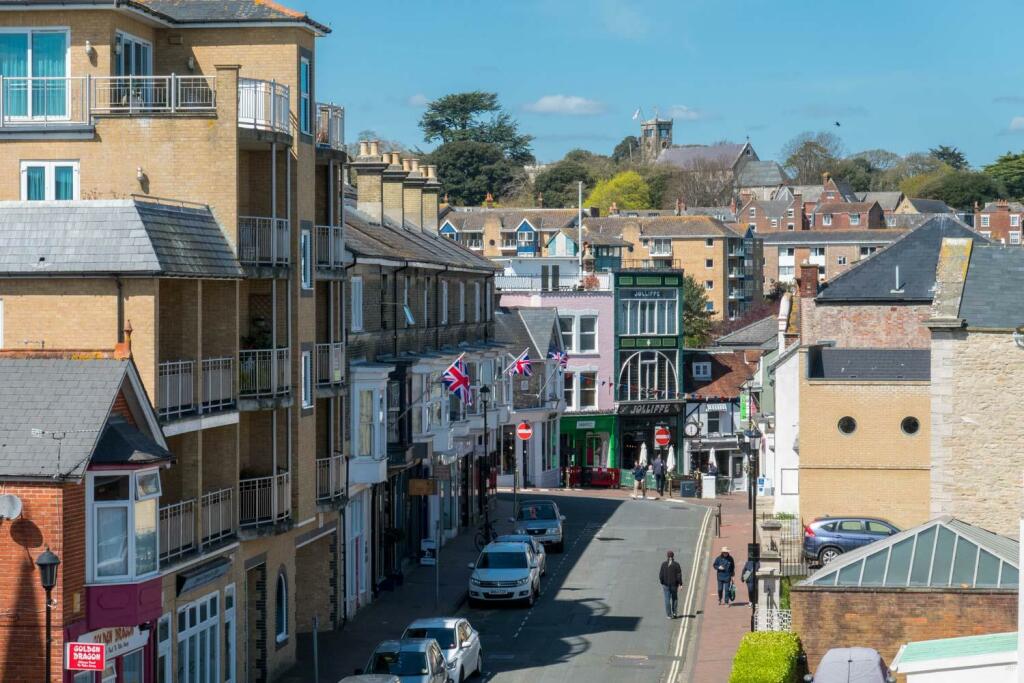 House for sale in Cowes, Isle of Wight, PO31