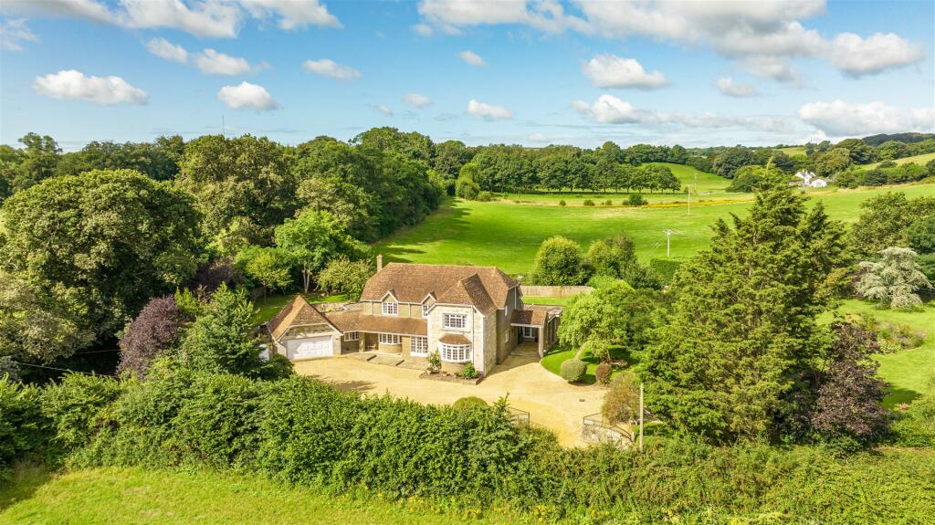 5 bedroom detached house for sale in Blackwater, Isle Of Wight, PO30