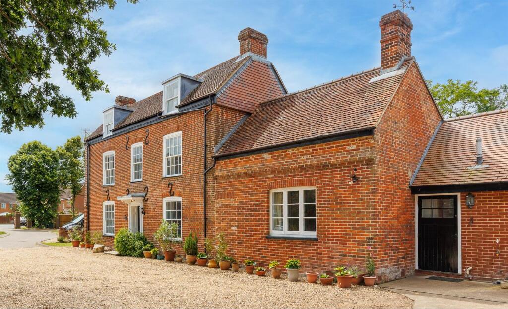 Main image of property: Cowes, Isle of Wight