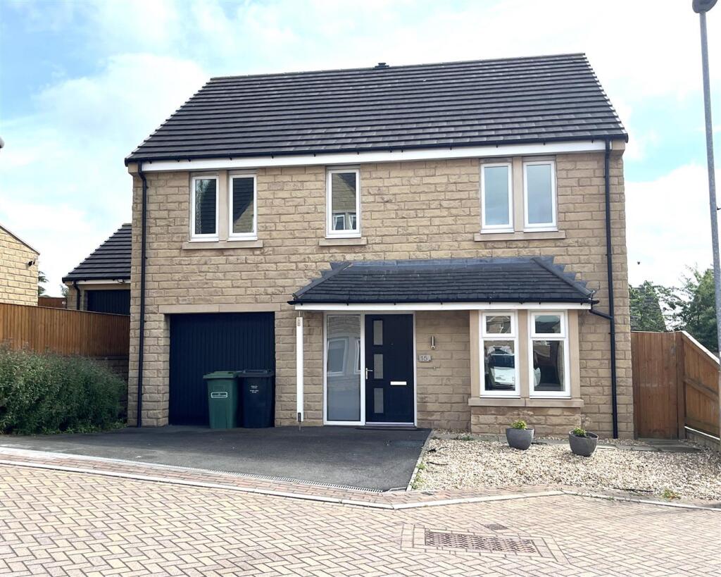 Main image of property: Moor Croft Close, Mirfield