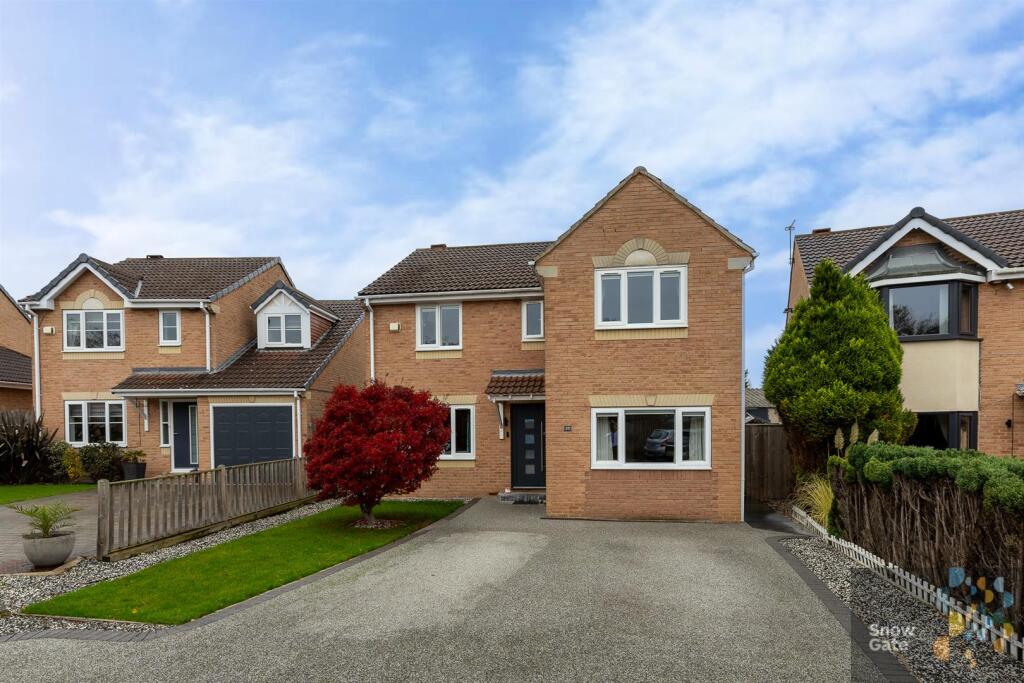 Main image of property: Richmond Park Avenue, Roberttown, Liversedge