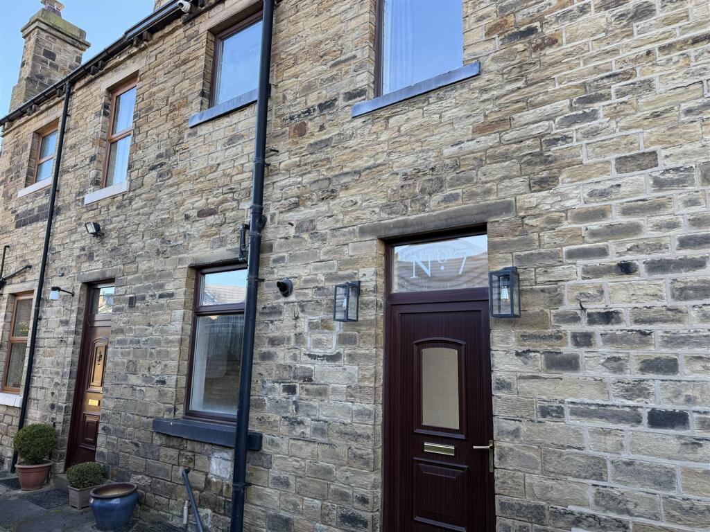 Main image of property: Pratt Lane, Mirfield