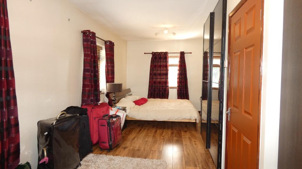 4 bedroom detached house for sale in Well House Road, Leeds, West