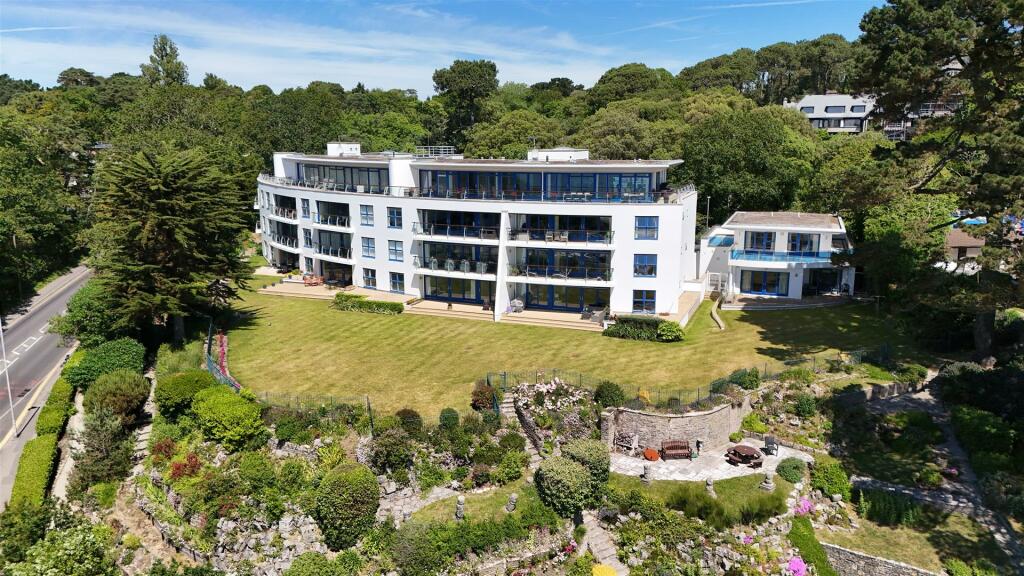 3 bedroom apartment for sale in Westminster Road, Branksome Park, BH13