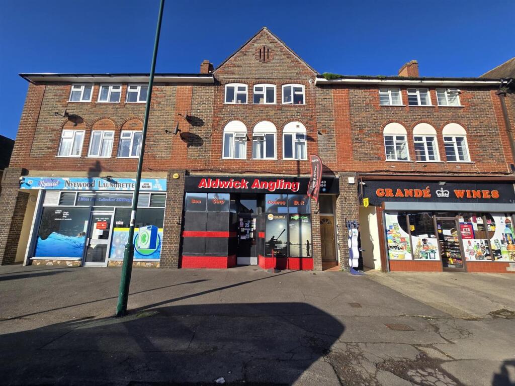 Main image of property: Nyewood Lane, Bognor Regis