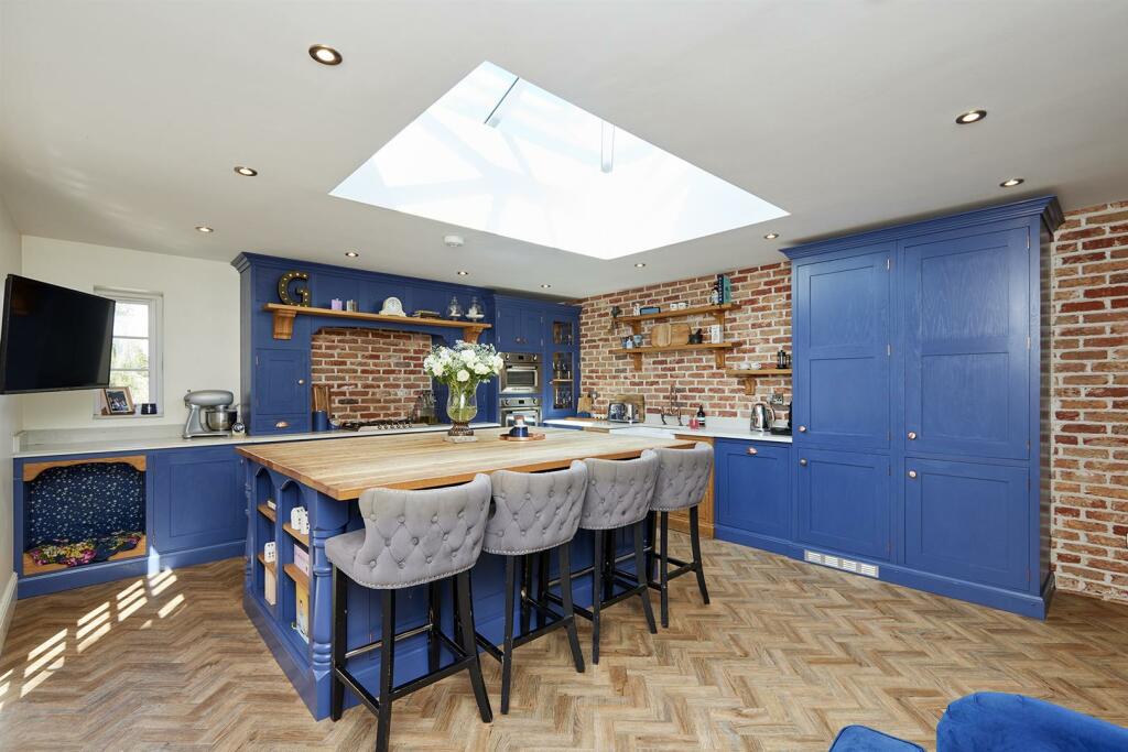 Additional property image - Market Street, Castle Donington, Castle Donington