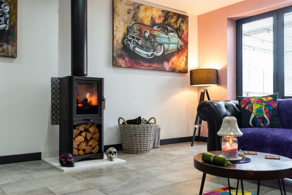 Additional property image - School Lane, Castle Donington, Derby