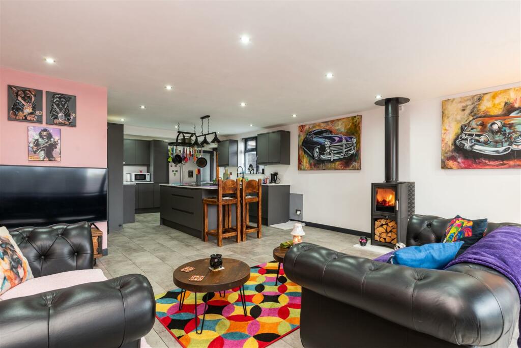 Additional property image - School Lane, Castle Donington, Derby