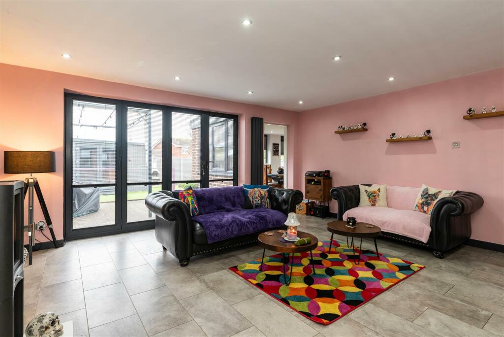Additional property image - School Lane, Castle Donington, Derby