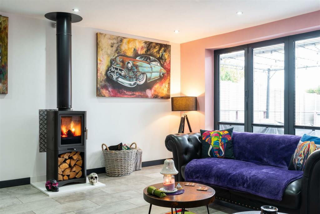 Additional property image - School Lane, Castle Donington, Derby