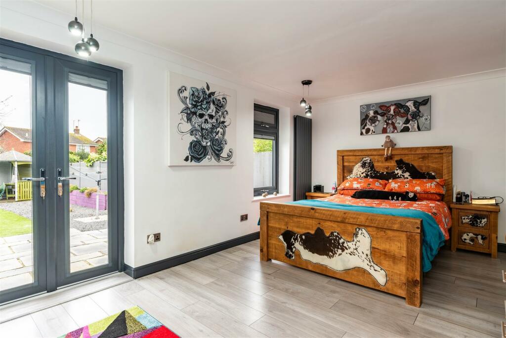 Additional property image - School Lane, Castle Donington, Derby