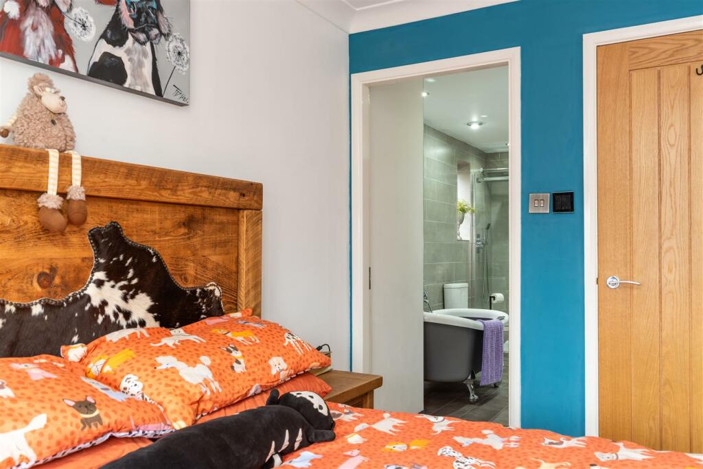 Additional property image - School Lane, Castle Donington, Derby