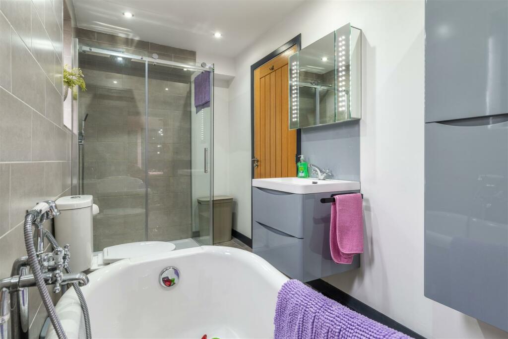 Additional property image - School Lane, Castle Donington, Derby