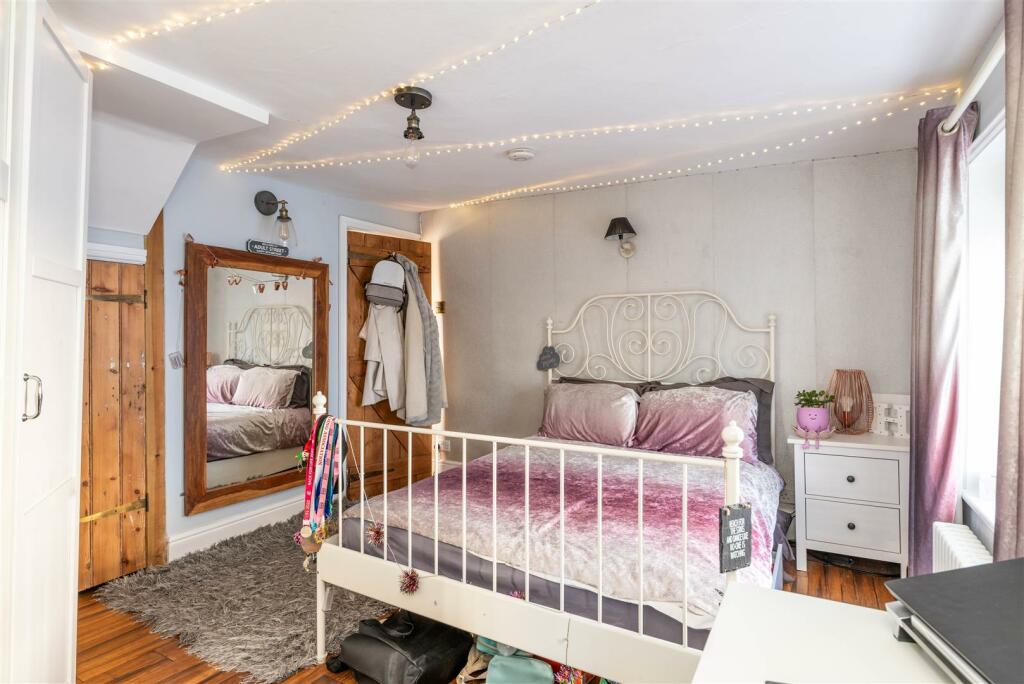 Additional property image - Cavendish Bridge, Shardlow, Derby