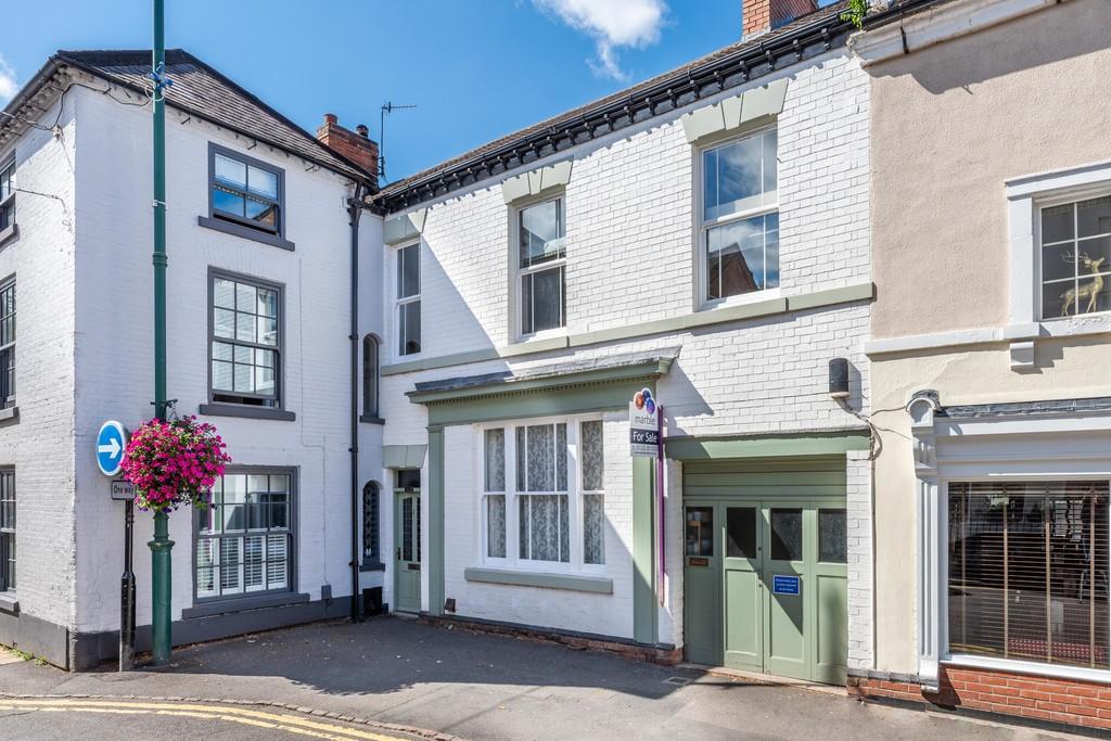 5 bedroom terraced house for sale in Borough Street, Castle Donington, DE74