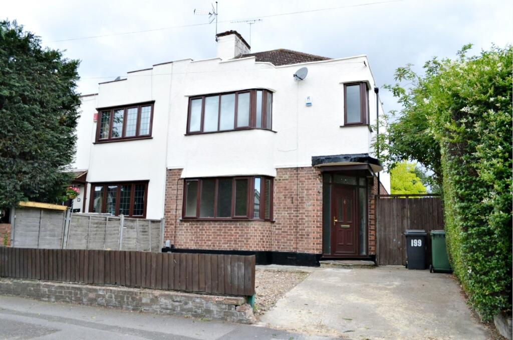Main image of property: Larkshall Road, Chingford, London. E4 6NT
