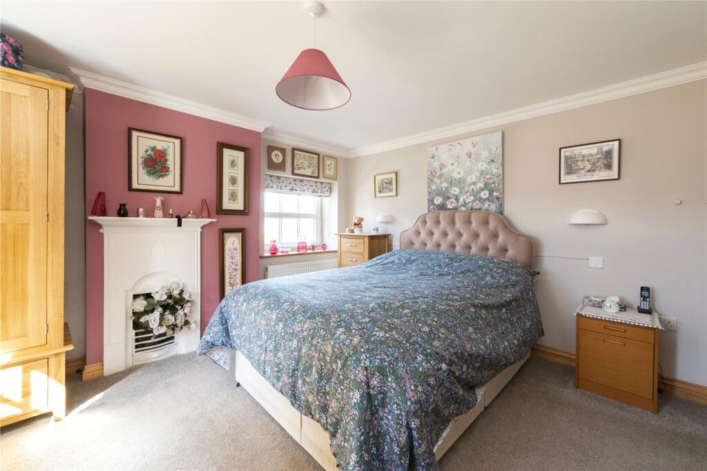 2 bedroom detached house for sale in Yenston, Somerset, BA8