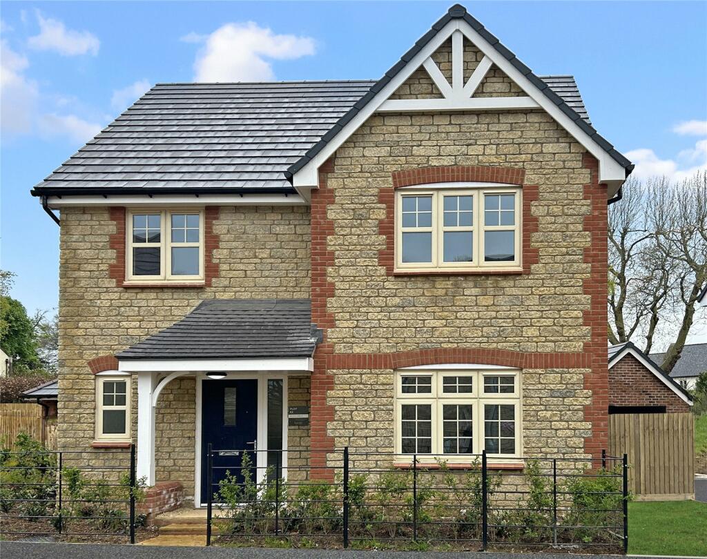 4 bedroom detached house for sale in 7 Angels Way, Milborne Port