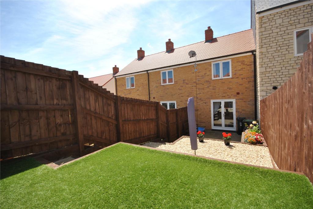 Persimmon Homes,Rear Elevation