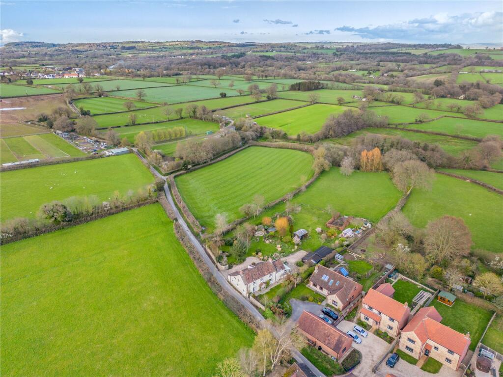 4 bedroom detached house for sale in Forton Lane, Tatworth, Chard