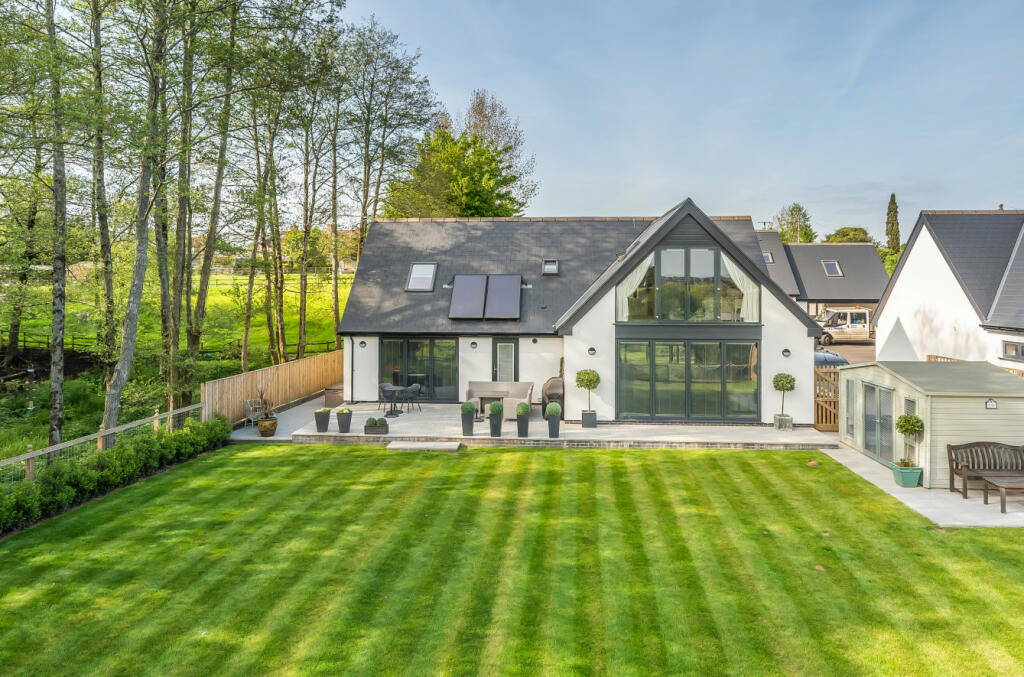 4 bedroom detached house for sale in Woodland View, Loveridge Lane, Tatworth, Chard, TA20