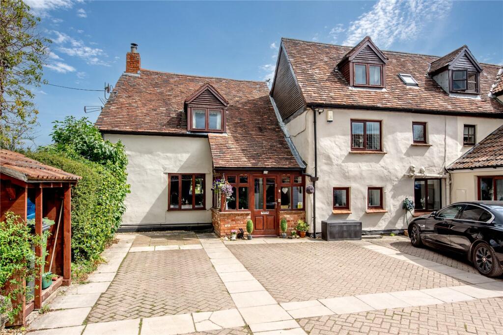 6 bedroom semidetached house for sale in Creech Heathfield, Taunton