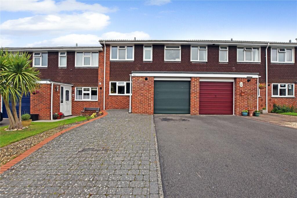 3 bedroom terraced house for sale in Middleway, Taunton, TA1