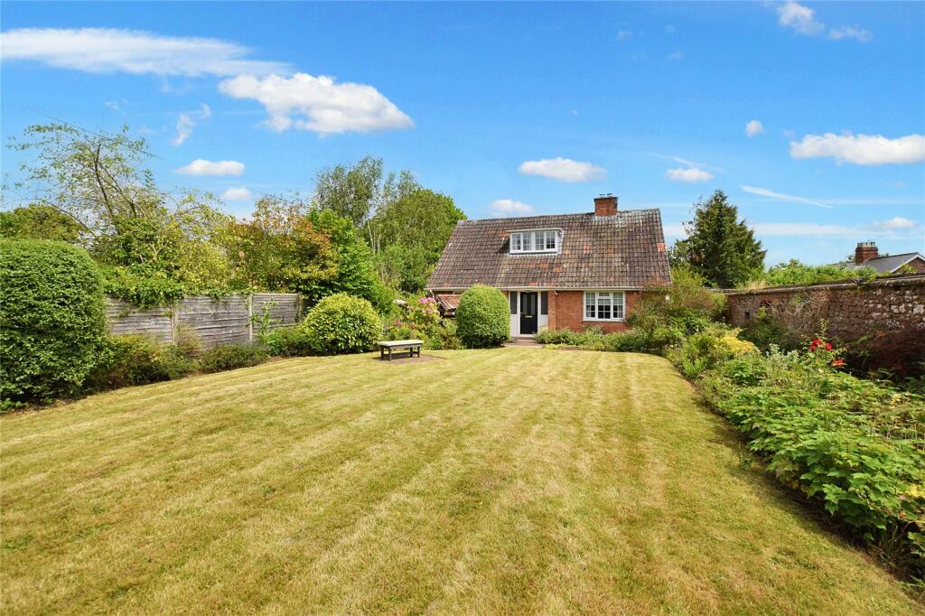 3 bedroom bungalow for sale in Halse, Taunton, Somerset, TA4