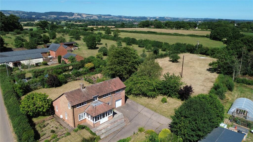 Main image of property: Hillcommon, Taunton, TA4