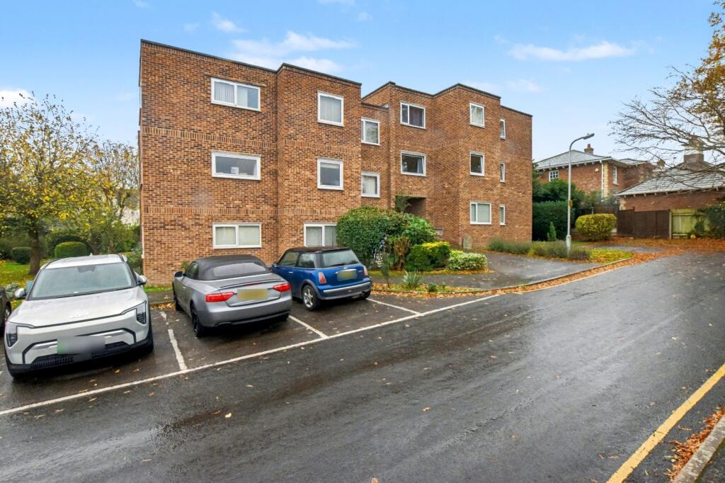 Main image of property: Broadlands Rise, Taunton, Somerset, TA1