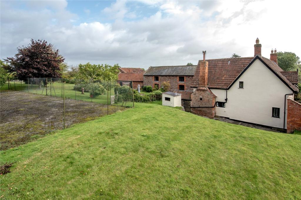 5 bedroom detached house for sale in Higher Durston, Taunton, Somerset, TA3
