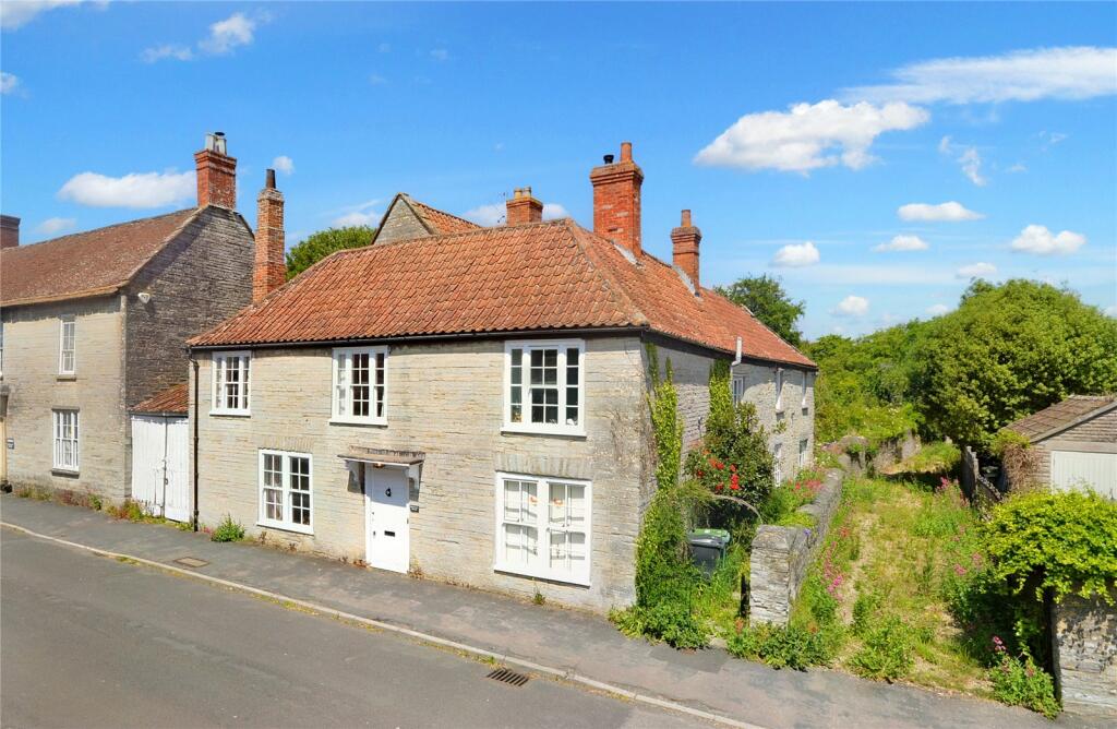 5 bedroom detached house for sale in New Street, Somerton, Somerset, TA11