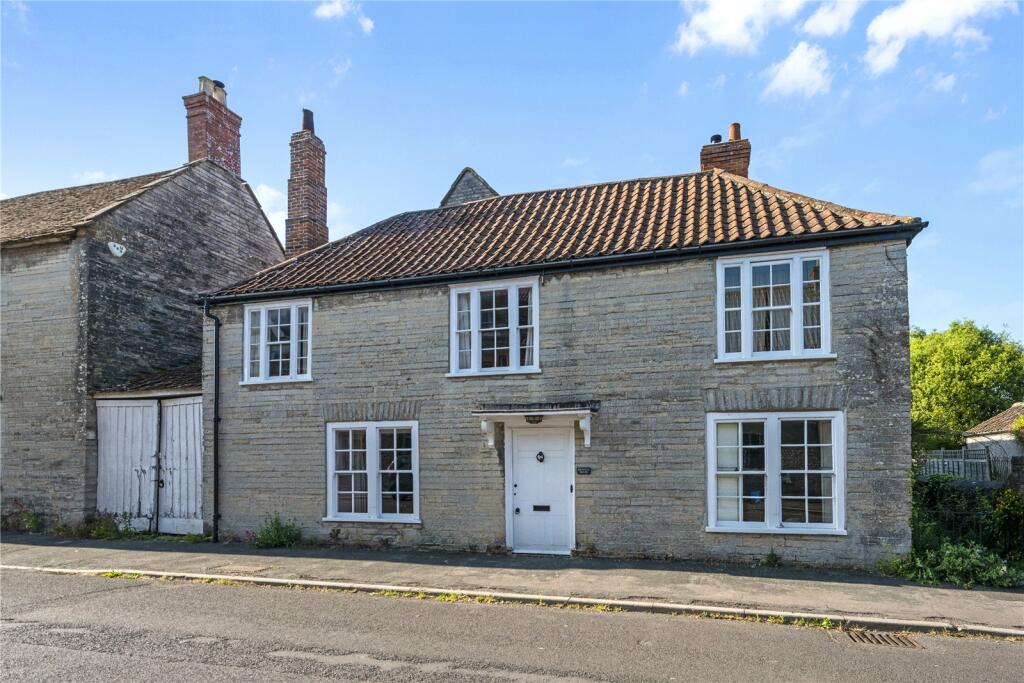 5 bedroom detached house for sale in New Street, Somerton, Somerset, TA11