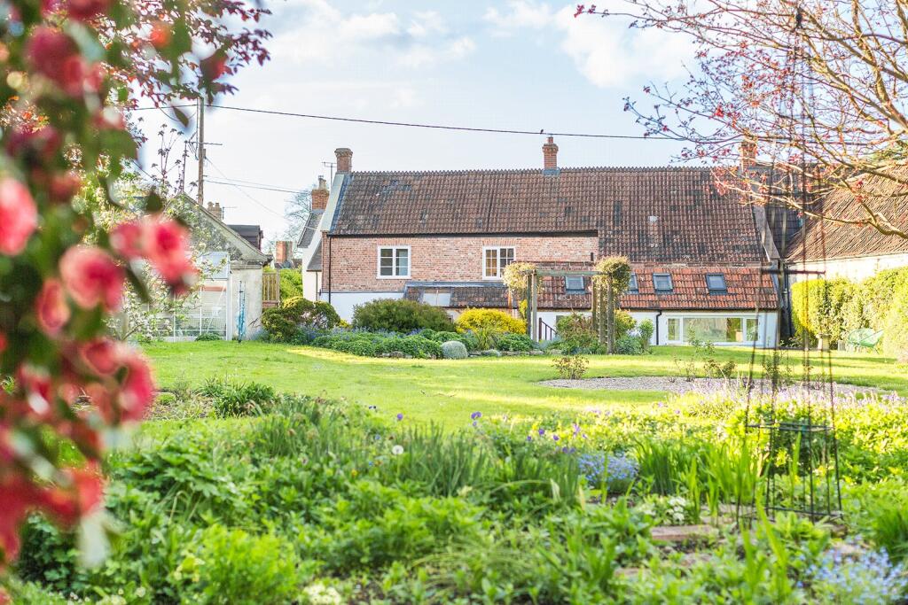 Main image of property: Stoke Road, North Curry, Taunton, Somerset, TA3