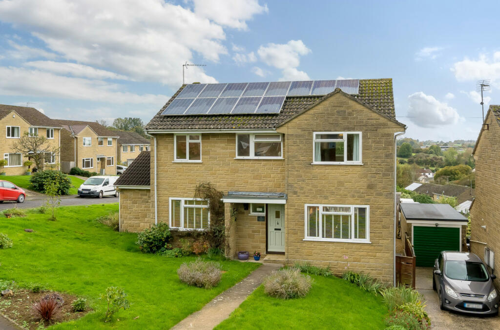 4 bedroom detached house for sale in Drive, Crewkerne, TA18