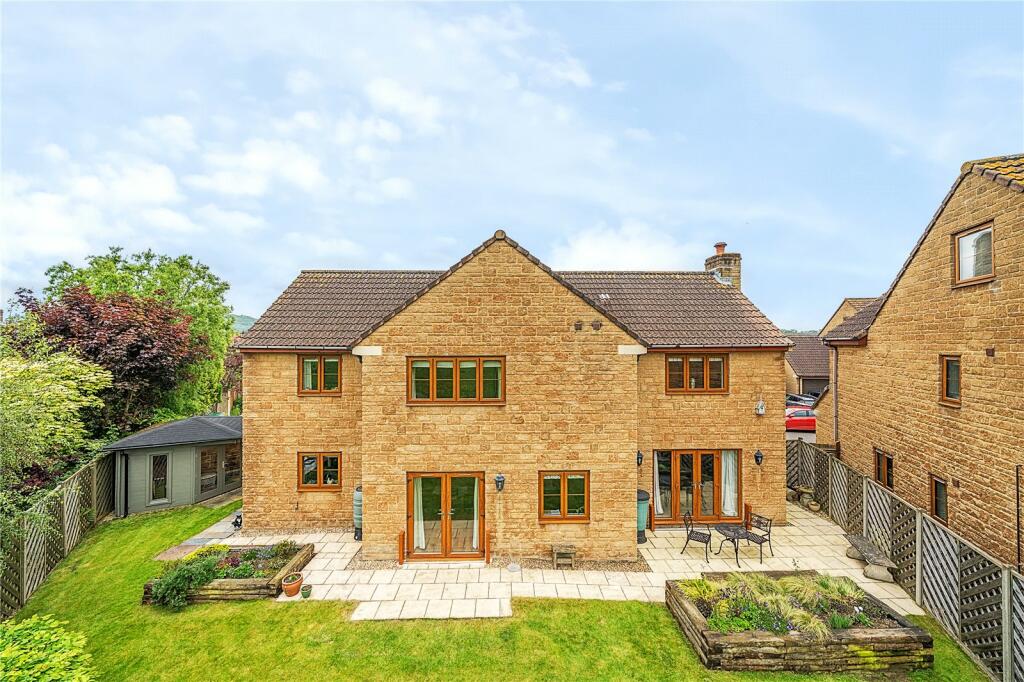 4 bedroom detached house for sale in Green Lane, Ilminster, TA19
