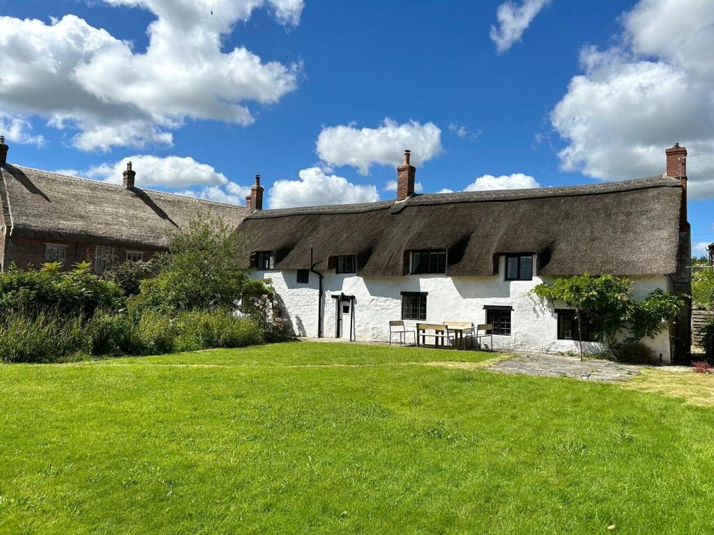 6 bedroom detached house for sale in Ashford, Ilminster, Somerset, TA19