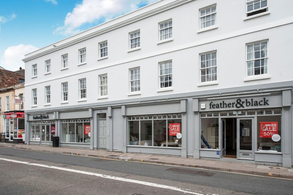 Main image of property: Flat 2, 10 Portland Street, Cheltenham, GL52