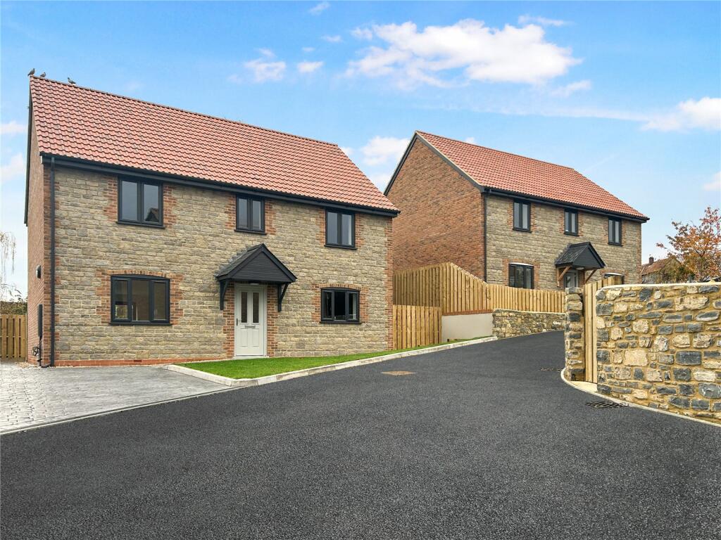 4 bedroom detached house for sale in Plot 1 Cornish Close, Church Hill