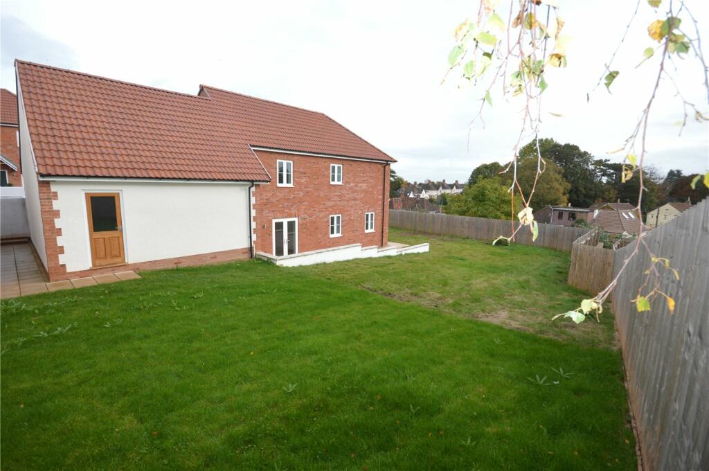 4 bedroom detached house for sale in The Honeycrisp, Orchard View