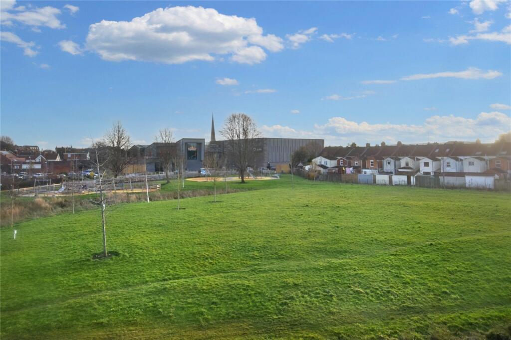 3 bedroom terraced house for sale in Anson Way, Bridgwater, Somerset, TA6