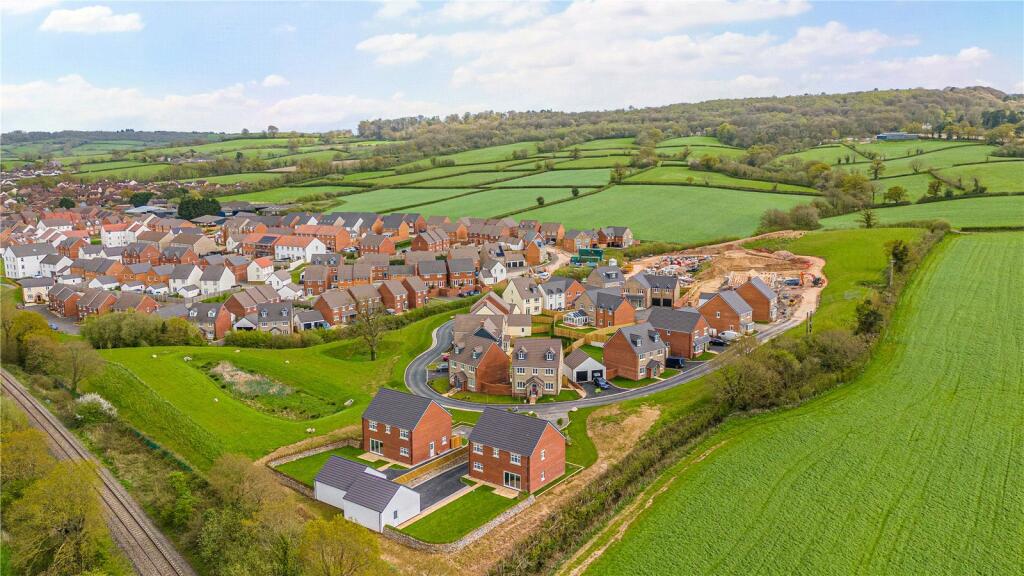 5 bedroom detached house for sale in Plot 292, The Lillac, The Oaks