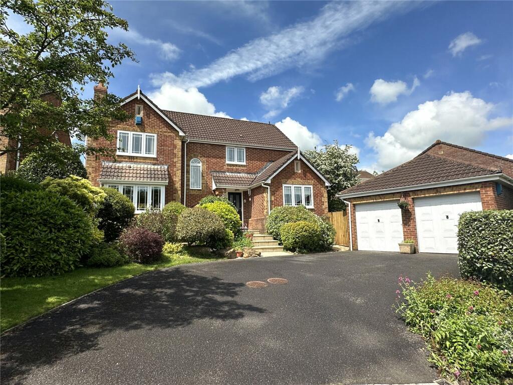 4 bedroom detached house for sale in Yallop Way, Honiton, Devon, EX14