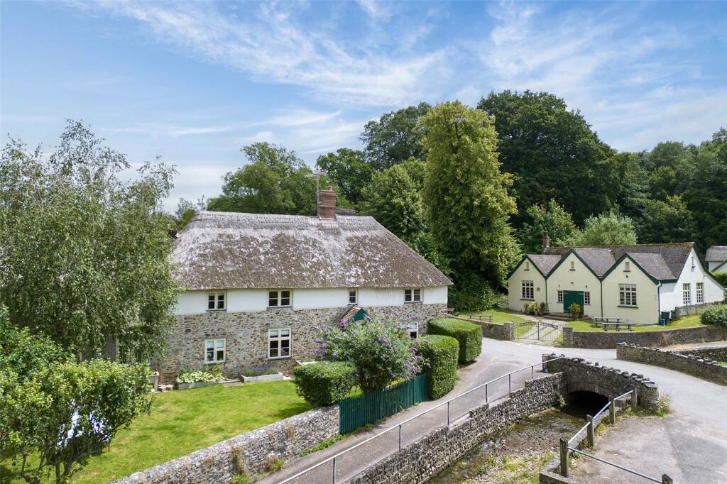 5 bedroom detached house for sale in Gittisham, Honiton, Devon, EX14
